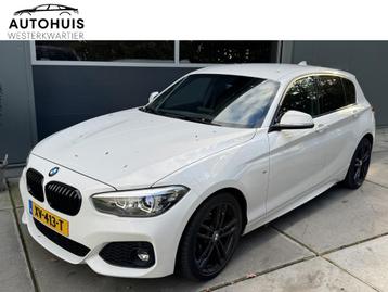 BMW 1-serie 118i 136pk Automaat Executive PDC Navigatie LED beschikbaar voor biedingen