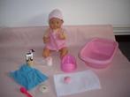 baby pop met bad en acc, Kinderen en Baby's, Speelgoed | Poppen, Ophalen of Verzenden, Zo goed als nieuw, Babypop