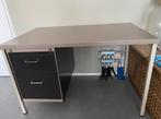 Gispen vintage bureau grijs staal met linoleum blad, Huis en Inrichting, Bureaus, Ophalen, Zo goed als nieuw