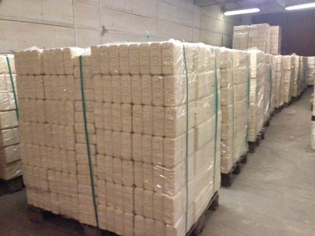 RUF Briketten overvol met gratis aanmaakhout!, Tuin en Terras, Haardhout, Beukenhout, 6 m³ of meer, Ophalen