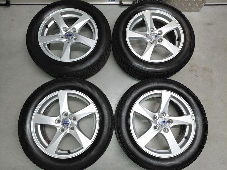 Originele 16 inch velgen met winterbanden Volvo V60 / S60, Auto-onderdelen, Banden en Velgen, Banden en Velgen, Winterbanden, 16 inch