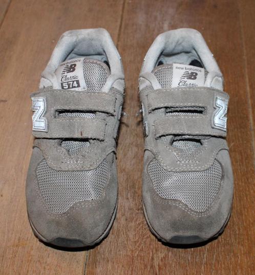 New Balance sneakers maat 32, Kinderen en Baby's, Kinderkleding | Schoenen en Sokken, Gebruikt, Schoenen, Meisje, Ophalen of Verzenden