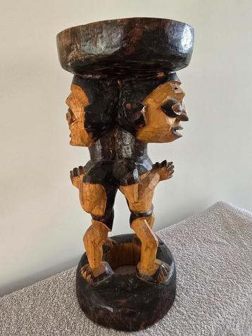Houten beeld / standaard- 2 figuren (jaren 70) - Kameroen beschikbaar voor biedingen