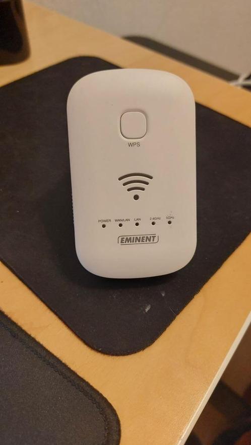 Eminent EM4597 repeater/AP/Router, Computers en Software, Routers en Modems, Zo goed als nieuw, Router met modem, Ophalen of Verzenden