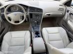 Volvo V70 2.5 T Comfort Line AUTOMAAT / 2 EIGENAREN, 1566 kg, 2521 cc, 209 pk, 750 kg