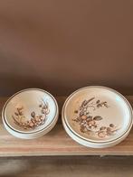 Vintage Royal Tudor Crown Harvest borden, Antiek en Kunst, Ophalen of Verzenden