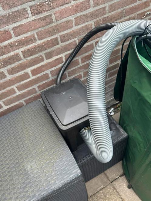 Fijverpomp met filter box en slangen compleet werkend, Tuin en Terras, Vijver-toebehoren, Zo goed als nieuw, Vijverfilter, Ophalen