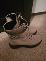 Nikkie Boots kleur Beige maat 38, Kleding | Dames, Schoenen, Ophalen, Zo goed als nieuw, Beige