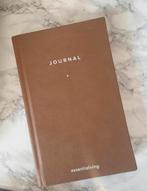 Essential living journal bruin, Ophalen of Verzenden, Zo goed als nieuw