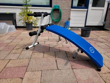 Fitness bankje beschikbaar voor biedingen