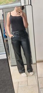 Leder look broek vero moda xs/30, Vero Moda, Zwart, Nieuw, Ophalen of Verzenden