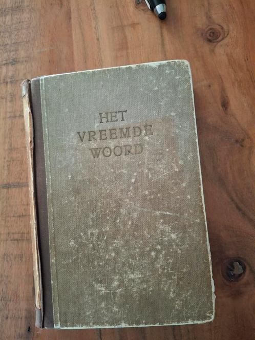 Het Vreemde Woord - Geïllustreerd Vreemde Woorden Boek, Boeken, Woordenboeken, Gelezen, Nederlands, Overige uitgevers, Ophalen of Verzenden