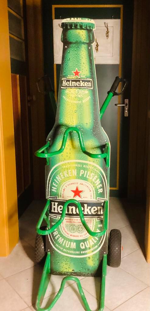 Heineken 3 kratten display/steekkar, in prima staat, mancave, Verzamelen, Merken en Reclamevoorwerpen, Zo goed als nieuw, Lichtbak of (neon) lamp