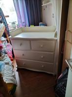 Onbeschadigde commode., Kinderen en Baby's, Kinderkamer | Commodes en Kasten, 90 tot 105 cm, 50 tot 70 cm, Opstaande rand, Zo goed als nieuw