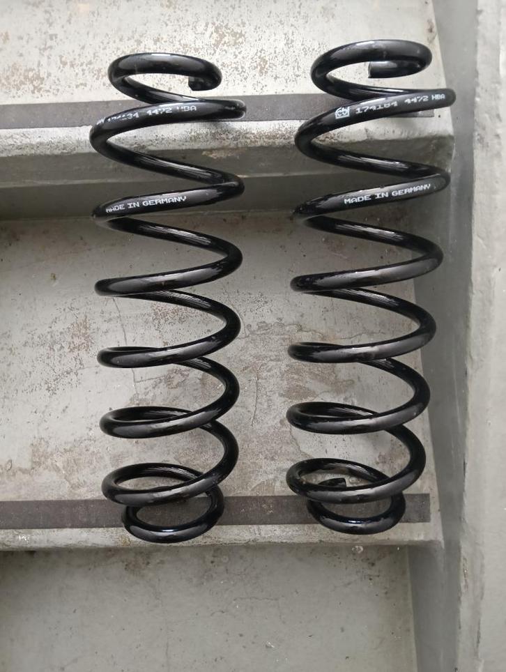 Stevige Achter veren VW Golf, Auto-onderdelen, Ophanging en Onderstel, Volkswagen, Ophalen of Verzenden