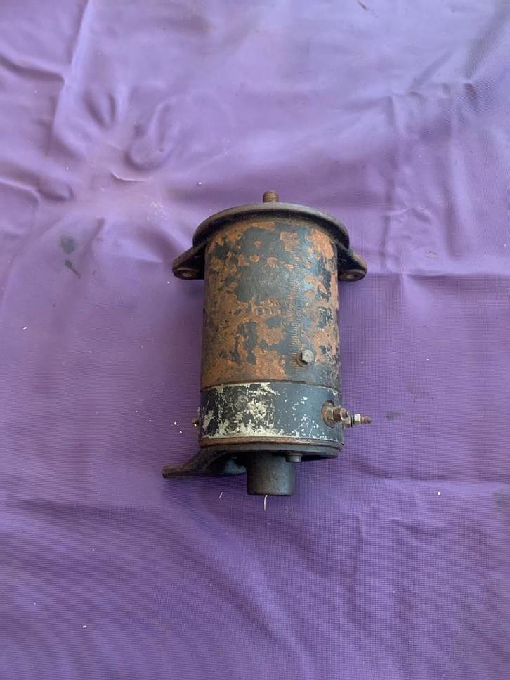 Bosch gelijkstroomdynamo 7V, Auto-onderdelen, Elektronica en Kabels, Ophalen