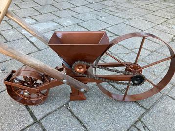 Te koop: Thilot zaaimachine beschikbaar voor biedingen