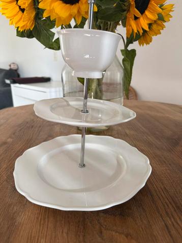 Etagere beschikbaar voor biedingen