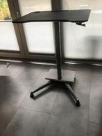 Zit-sta tafel voor PC, Huis en Inrichting, Bureaus, Ophalen, In hoogte verstelbaar, Zo goed als nieuw, Stabureau