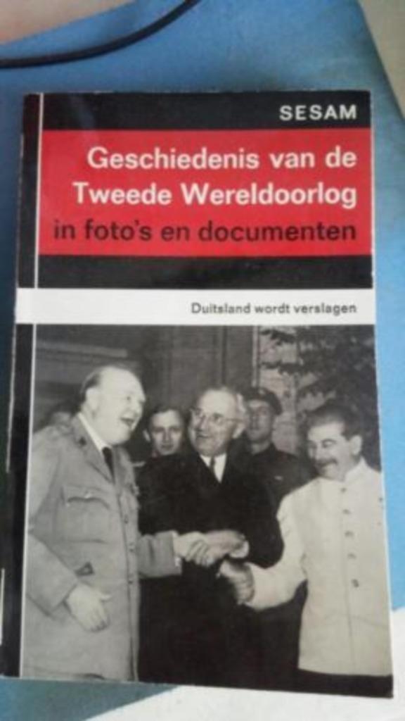 Geschiedenis vd tweede wereldoorlog Duitsland wordt verslage, Boeken, Oorlog en Militair, Zo goed als nieuw, Algemeen, Tweede Wereldoorlog