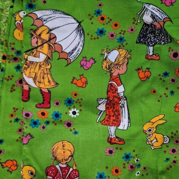 Jaren 70 retro stof met print jaren 70, Hobby en Vrije tijd, Stoffen en Lappen, Gebruikt, Katoen, 30 tot 120 cm, 30 tot 200 cm