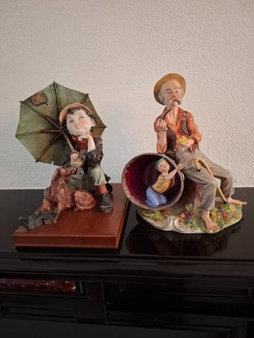 2 zeer aantrekkelijke beeldjes beschikbaar voor biedingen