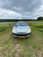 Peugeot 206 1.1 XR 3D 2002 Grijs, Auto's, Peugeot, Voorwielaandrijving, 4 cilinders, Origineel Nederlands, Handgeschakeld