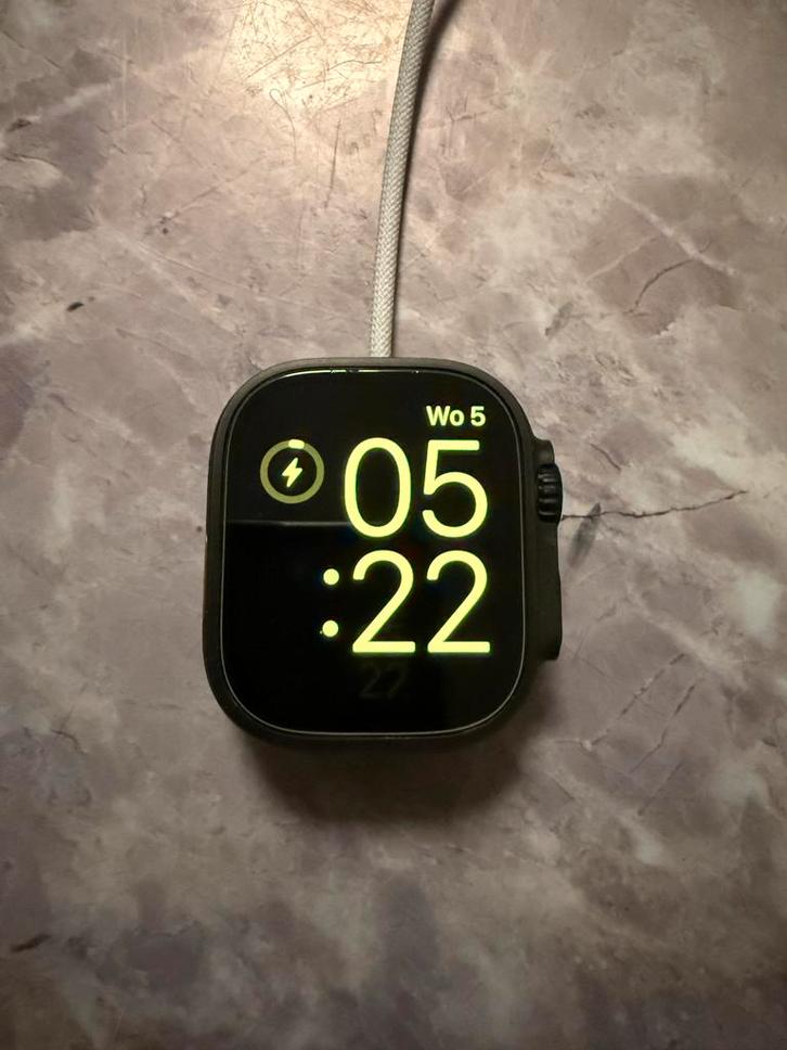 Apple Watch Ultra 2 49mm - Zo goed als nieuw!, Sieraden, Tassen en Uiterlijk, Smartwatches, Zo goed als nieuw, iOS, Zwart, Afstand