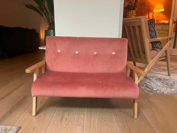 Fluwelen kinderbank Vicky beschikbaar voor biedingen