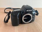 Nikon F70 - achterklep sluit niet, Audio, Tv en Foto, Fotocamera's Analoog, Verzenden, Gebruikt, Spiegelreflex, Nikon