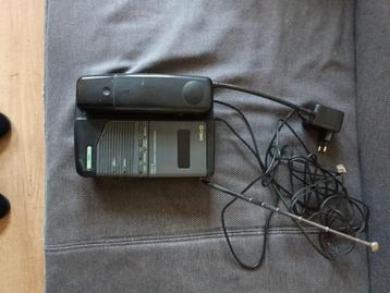 Chriet Titulaer telefoon beschikbaar voor biedingen