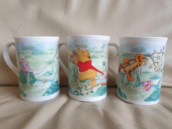 3 ROYAL CRAFTON Vintage kopjes DISNEY WINNIE the POOH, Verzamelen, Disney, Zo goed als nieuw, Servies, Winnie de Poeh of vrienden