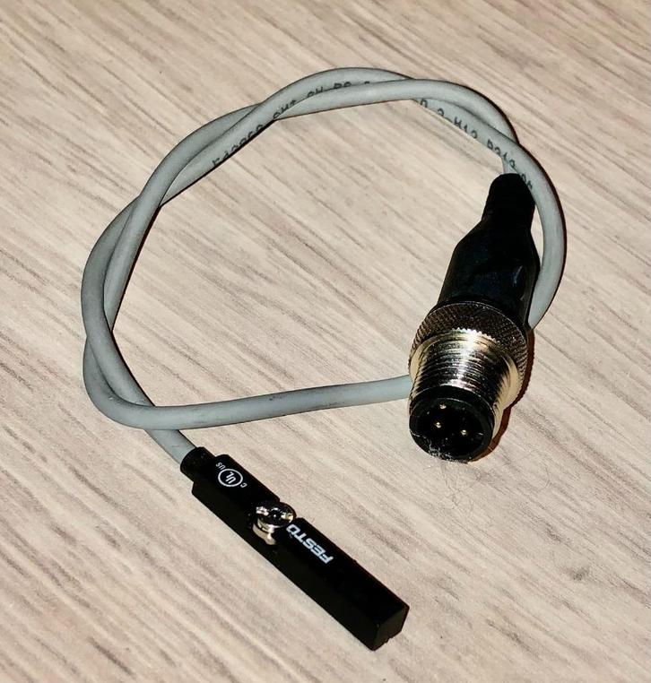 FESTO - Naderingsschakelaar - SMT-8M-A-PS-24V-E-0,3-M12, Hobby en Vrije tijd, Elektronica-componenten, Nieuw, Ophalen of Verzenden