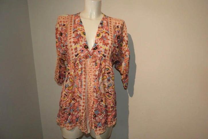 Antik Batik kleurrijke top in print iets uitlopend v hals 40, Kleding | Dames, Tops, Zo goed als nieuw, Maat 38/40 (M), Overige kleuren
