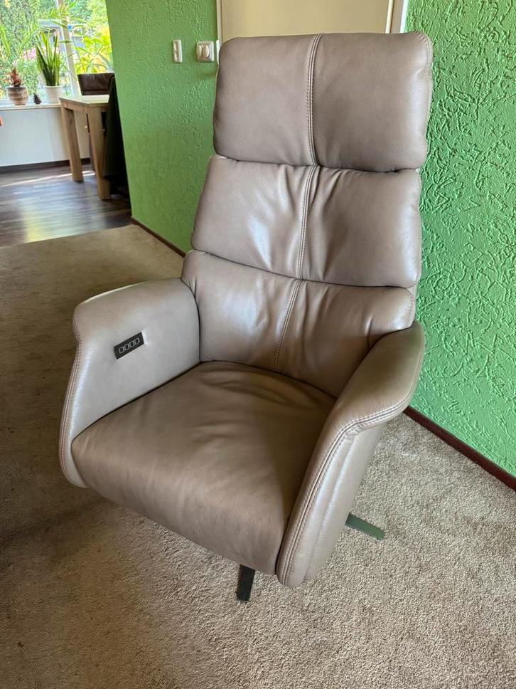 Twice Fauteuil met Sta-Op Functie, Huis en Inrichting, Fauteuils, Zo goed als nieuw, Leer, 75 tot 100 cm, Ophalen