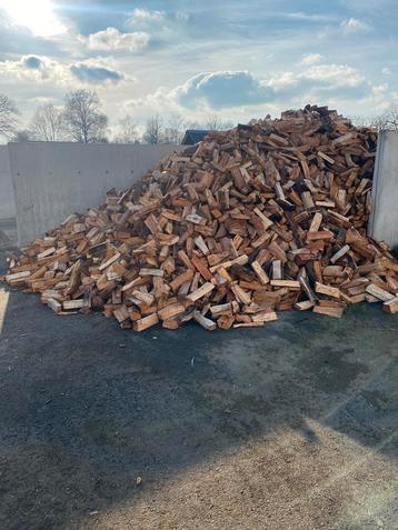 Eik en beuk haardhout. 6 m3 €700 thuisbezorgd  beschikbaar voor biedingen