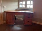 Klassiek grenen bureau - 150x83,5x80 cm, Huis en Inrichting, Ophalen, Gebruikt, Bureau