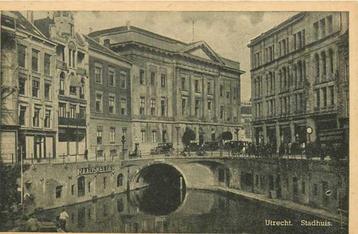 (300-123-027) Utrecht Stadhuis beschikbaar voor biedingen