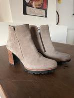Dameslaarzen maat 37 beige, Kleding | Dames, Schoenen, Beige, Lage of Enkellaarzen, Ophalen of Verzenden, Gedragen