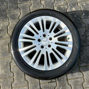 Mercedes banden en velgen beschikbaar voor biedingen