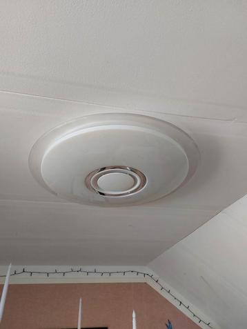 Plafondlamp led  beschikbaar voor biedingen