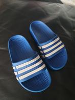 Adidas Slippers Kindermaat K10, Ophalen of Verzenden, Gebruikt