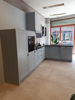 Keukenveiling 4 Tijdloze keuken met zwart graniet blad, Huis en Inrichting, Overige kleuren, Overige typen, Ophalen of Verzenden