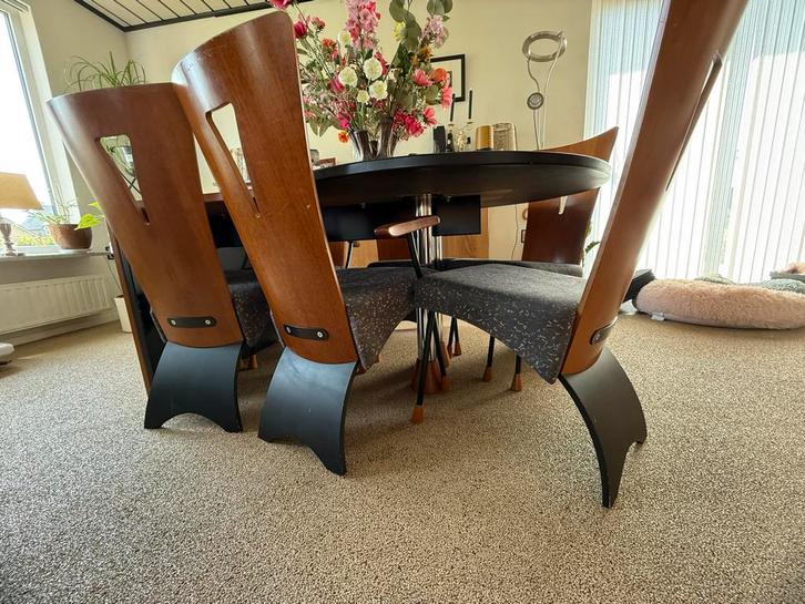 Uitschuifbare Eettafel met 6 Stoelen, Antiek en Kunst, Antiek | Meubels | Tafels, Ophalen of Verzenden