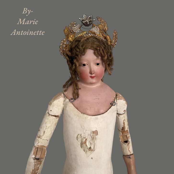 Religieus kind-antiek-hout-op console, Antiek en Kunst, Antiek | Religie, Ophalen of Verzenden