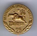 Zagreb 25 koper paardensport speldje ( H_158a ), Verzamelen, Speldjes, Pins en Buttons, Nieuw, Sport, Speldje of Pin, Verzenden