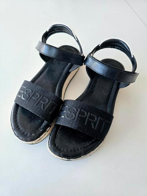 Sandalen Esprit 32, Kinderen en Baby's, Kinderkleding | Schoenen en Sokken, Zo goed als nieuw, Overige typen, Meisje, Ophalen of Verzenden