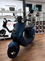 Niu N Serie NQIS Extended 45Km/u Elektrische scooter., Ophalen, Maximaal 45 km/u, Elektrisch, Zo goed als nieuw