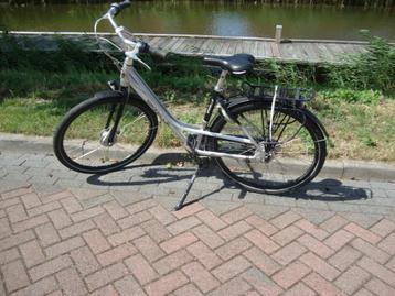 gazelle dames fiets 6 versn 28 inch 51cm frame beschikbaar voor biedingen