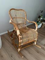 Schommelstoel riet rotan, Huis en Inrichting, Stoelen, Ophalen, Bruin, Riet of Rotan, Zo goed als nieuw